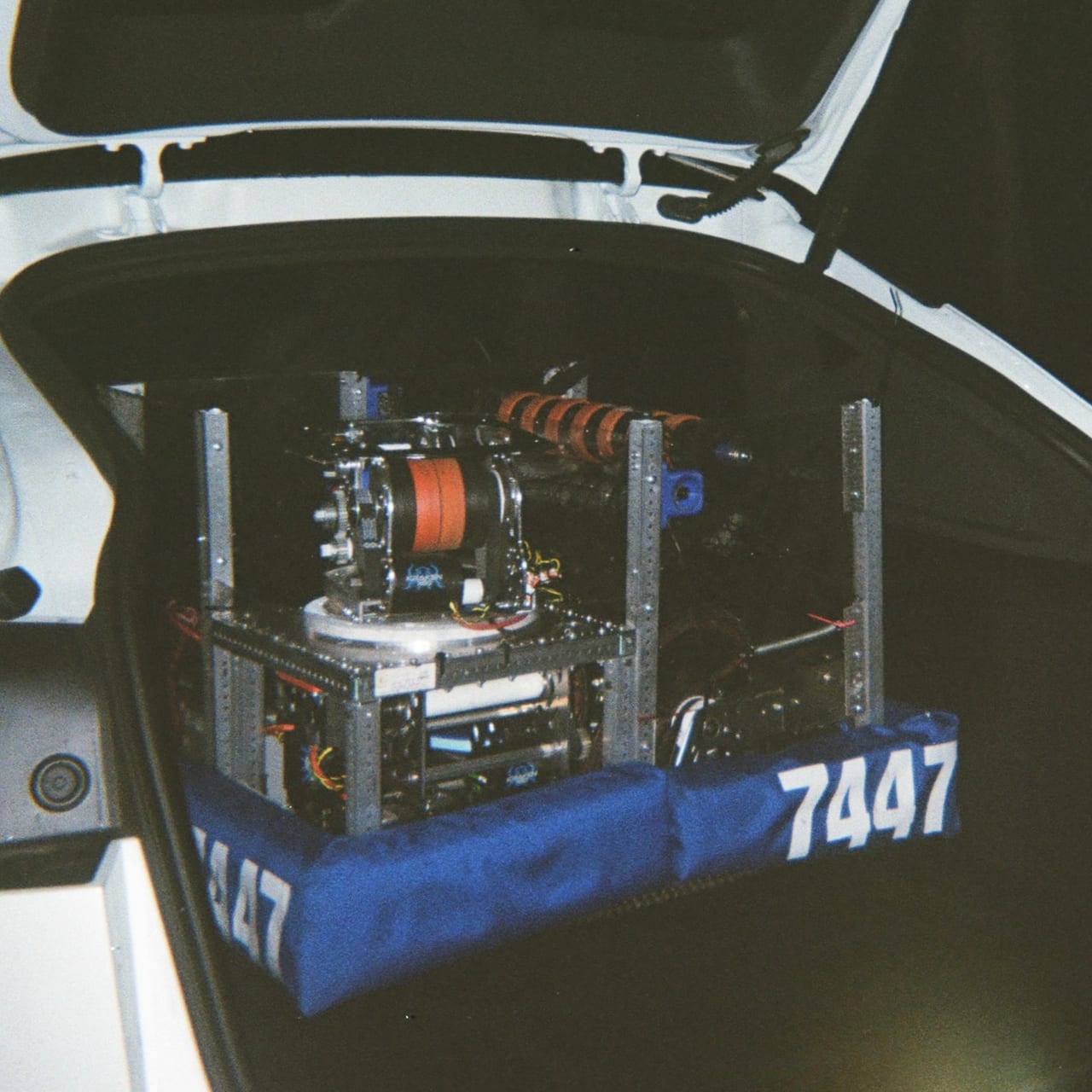 Rōnin robot competing at the Orange County District Event