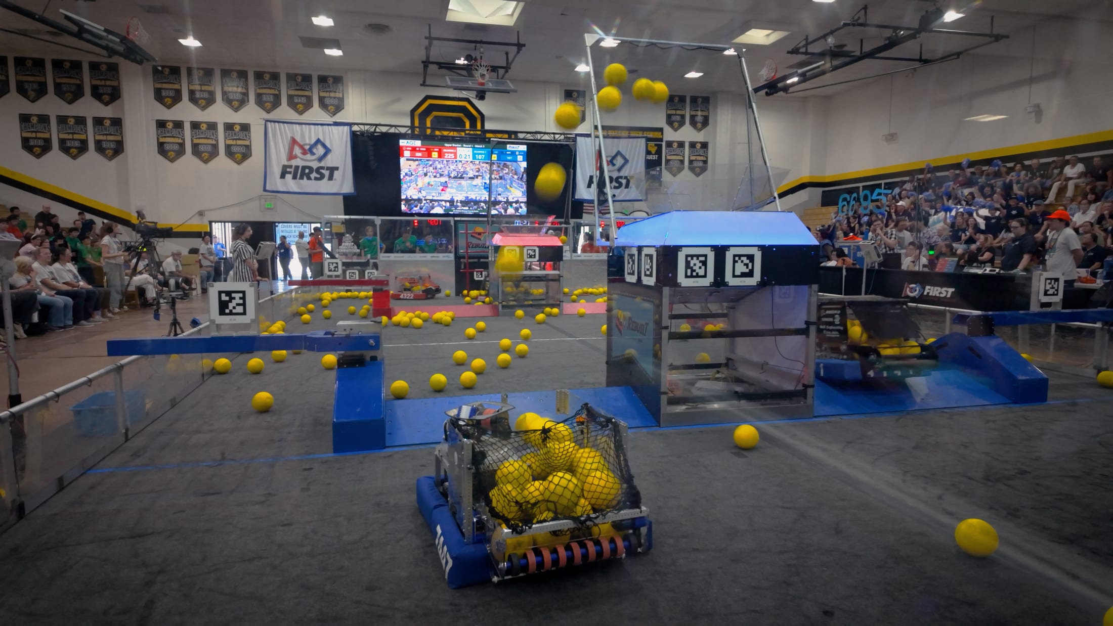 Rōnin 2026 Robot Competing at Orange County District Event